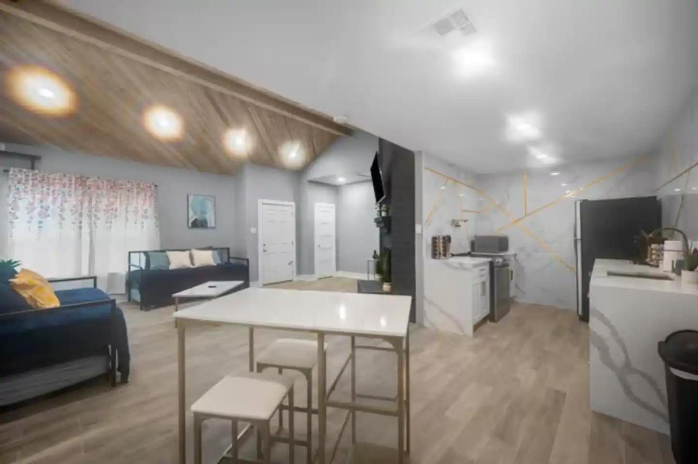 Spacious 1Br Galleria Apt With Pool & Free Park ヒューストン エクステリア 写真